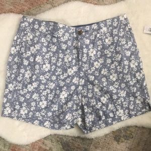 🆕NWT* OLD NAVY CHAMBRAY FLORAL SHORTS size 12